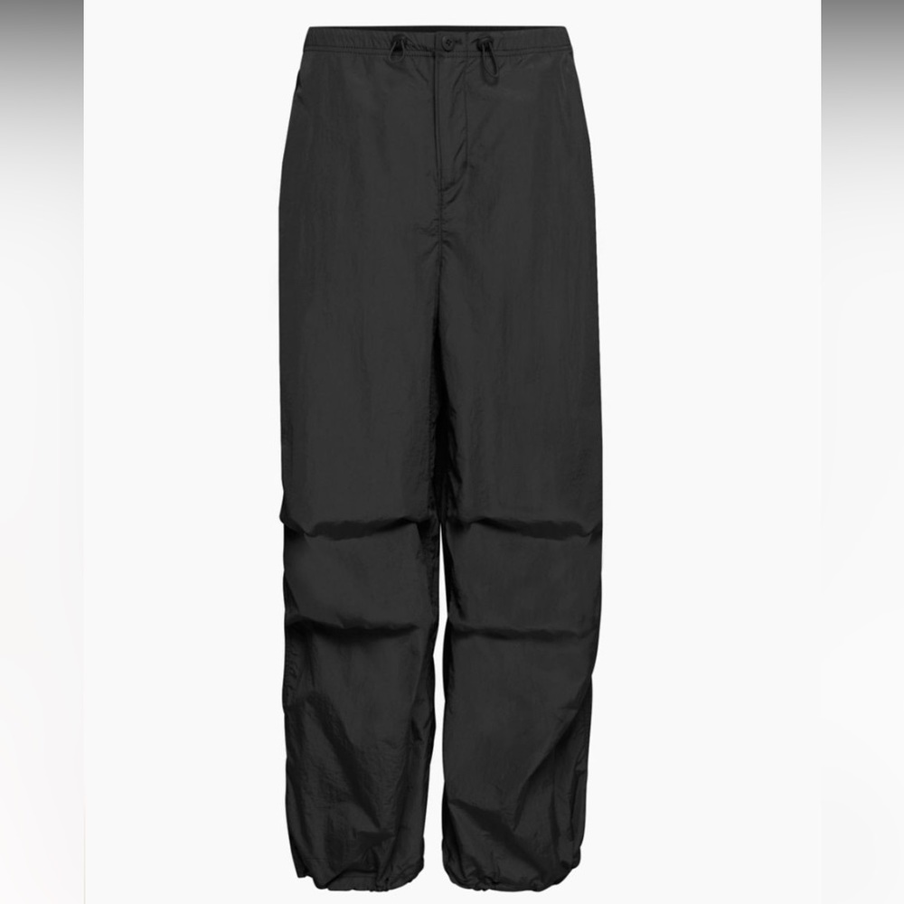 Aritzia Aviator Parachute Pant USED ONCE !
